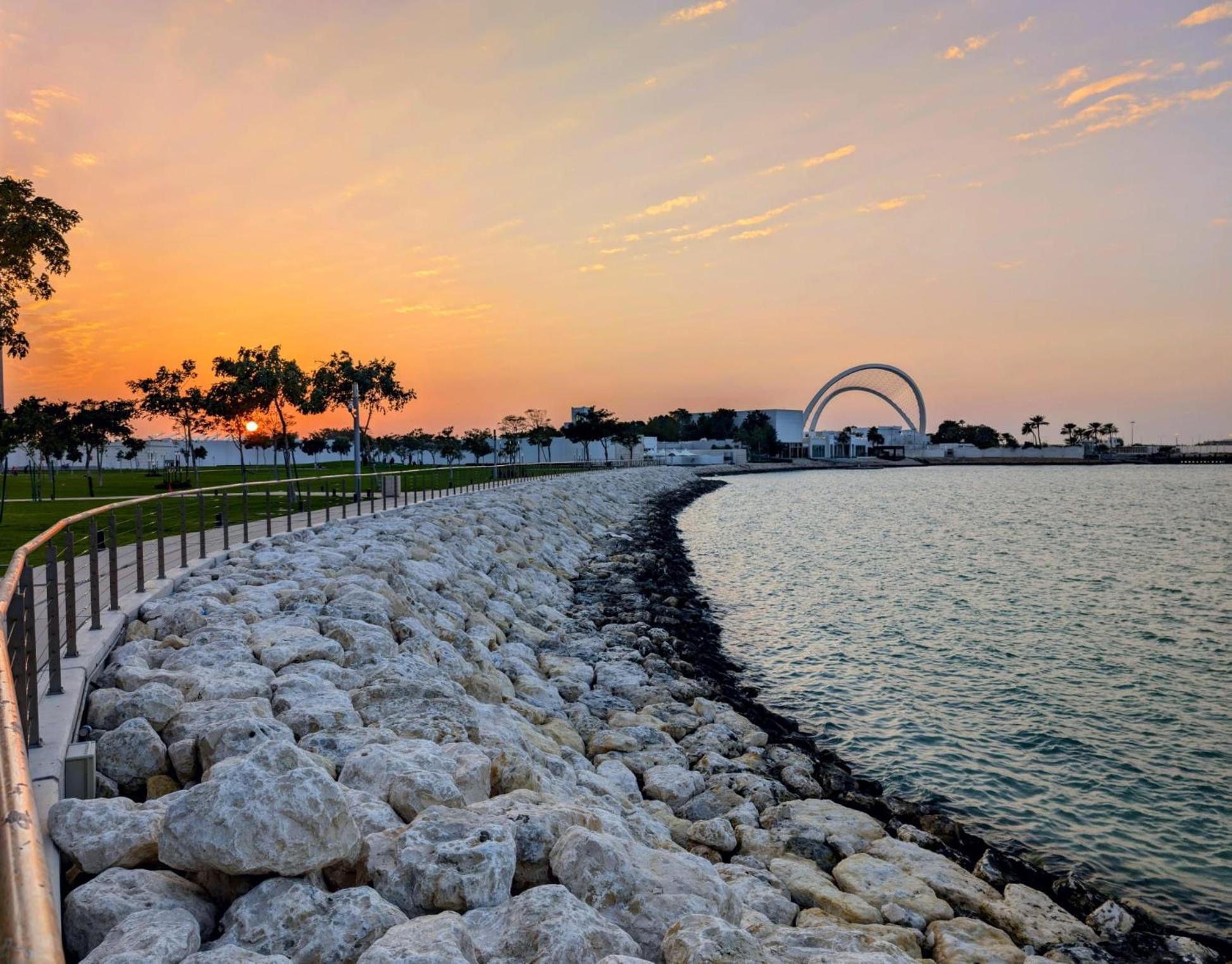 Saraya Palace Hotel Doha Exterior foto