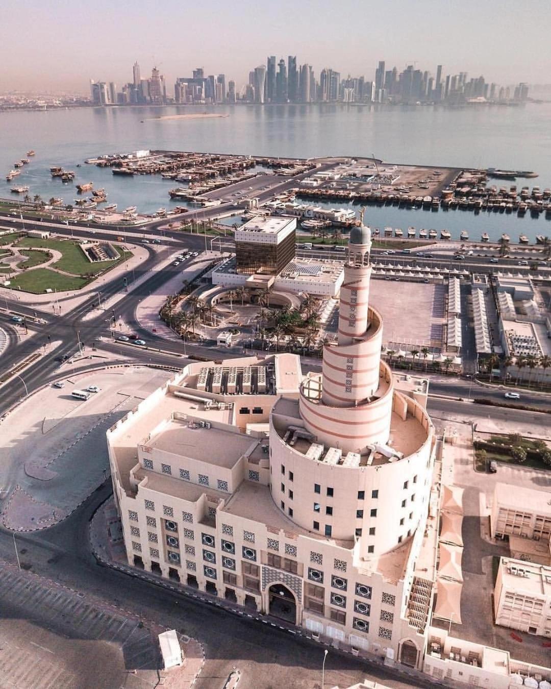 Saraya Palace Hotel Doha Exterior foto